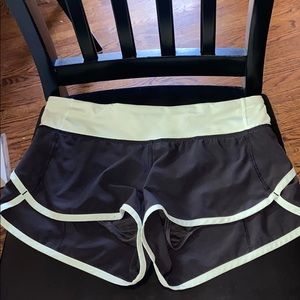 lululemon speed up shorts 2.5 in. size 4